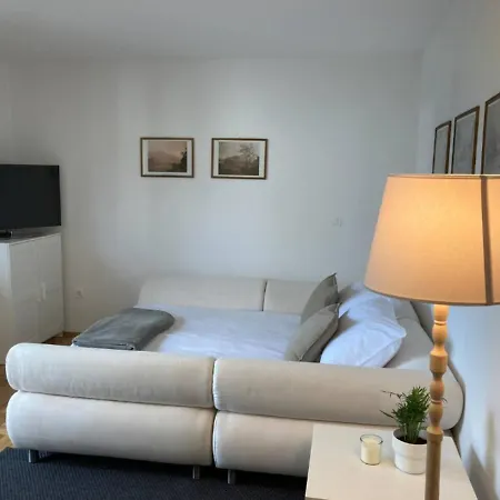 Apartment Apartma Tinkara *