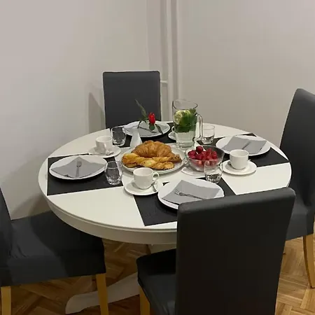 Apartma Tinkara * Bled